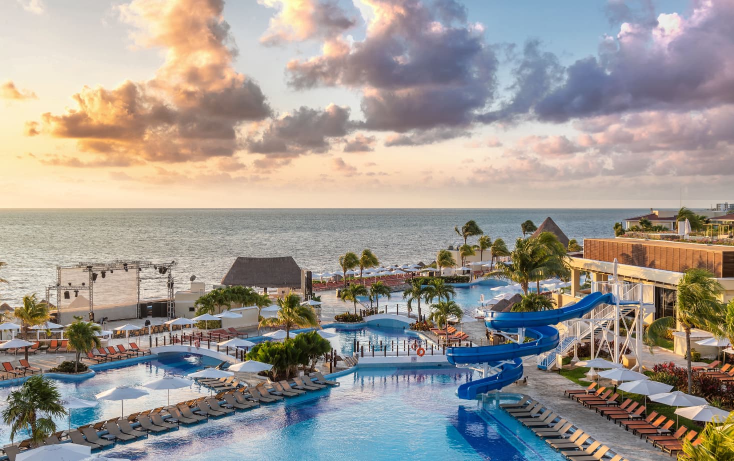 Lobby del hotel Friendly Fun Puerto Vallarta
